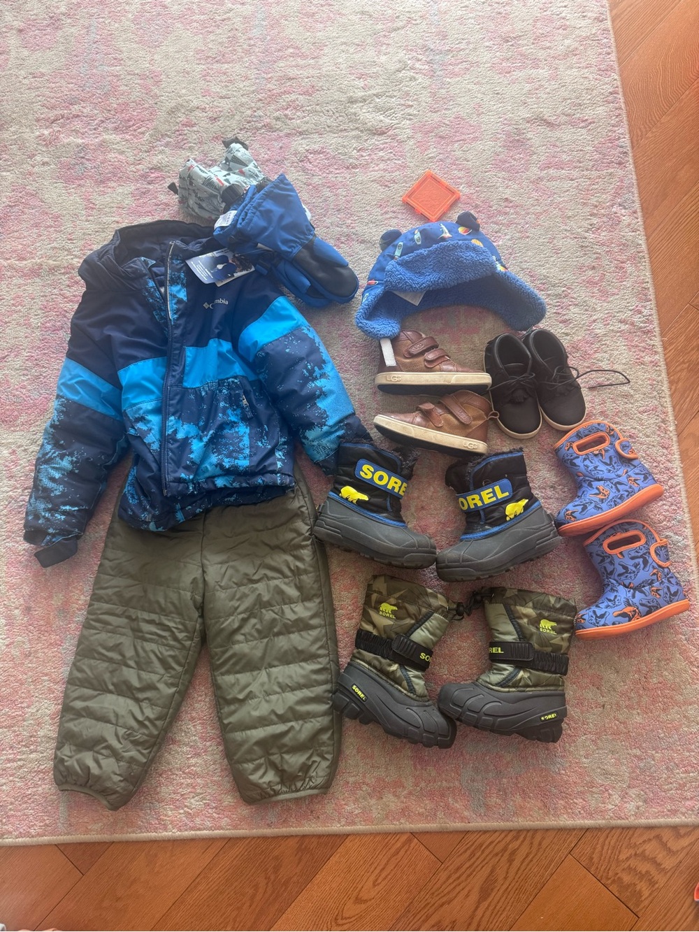 Sorel bogs uggs Columbia kids toddler 3-4 plus boots size 8 and 10